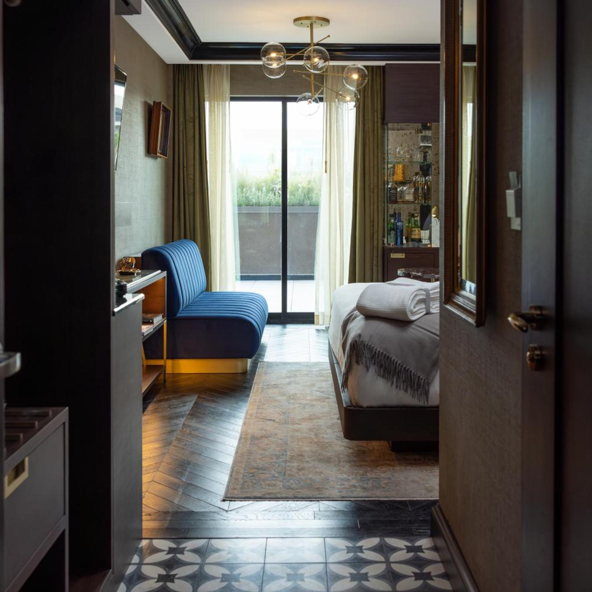 whisky hotel