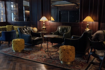 Whisky Hotel,,4 star