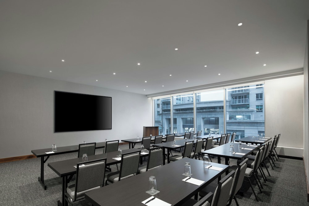 ac hotel by marriott ottawa dwtn