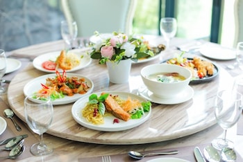 Kanthiya Garden Hotel,,4 star