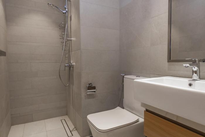 bloomfields modern 2br azizi gardens