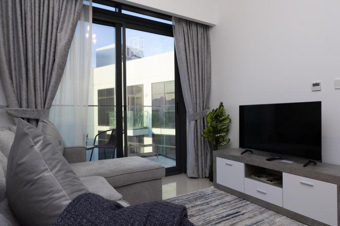 bloomfields modern 2br azizi gardens