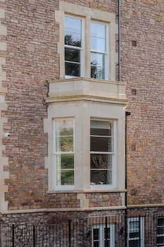 your apartment pembroke house