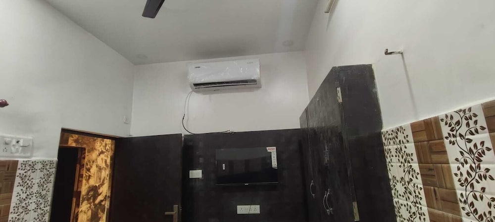 shree kashi vishwanath home stay