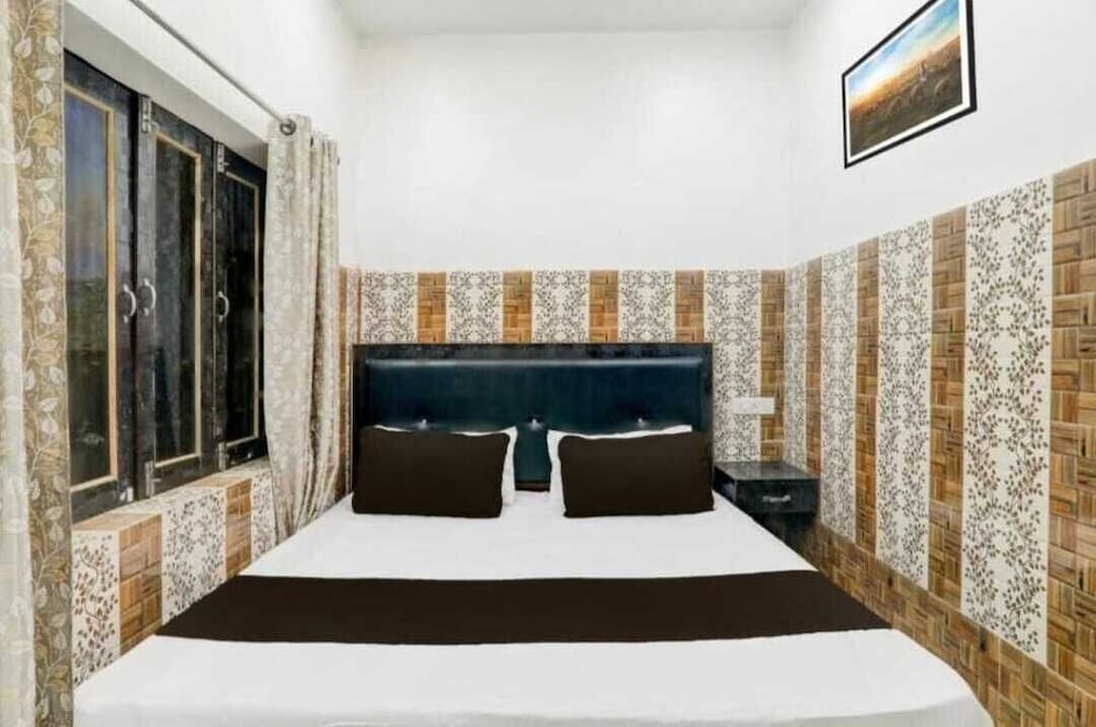 shree kashi vishwanath home stay