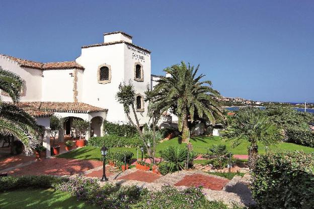 colonna grand hotel capo testa