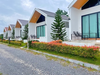 the estretto resort