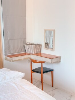 The Estretto Resort,,2 star