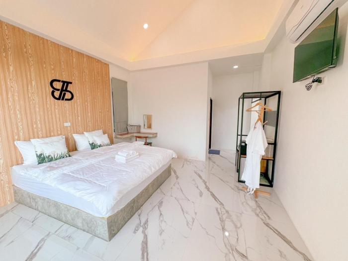 the estretto resort