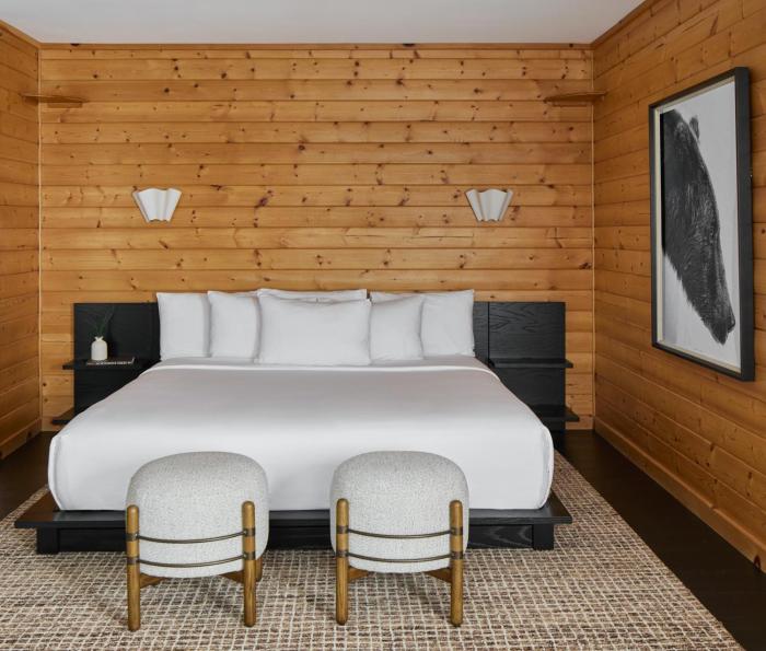 all seasons river inn