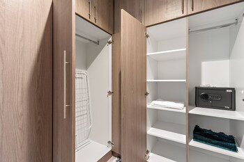 Silkhaus Soho Square,,0 star