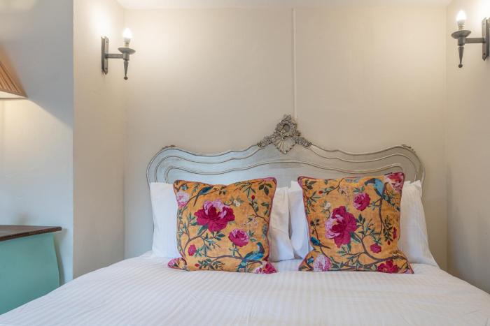 eilmers cottage lovely 4bd in malmesbury