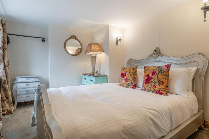 eilmers cottage lovely 4bd in malmesbury