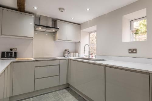 eilmers cottage lovely 4bd in malmesbury