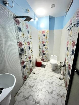 r k guest house