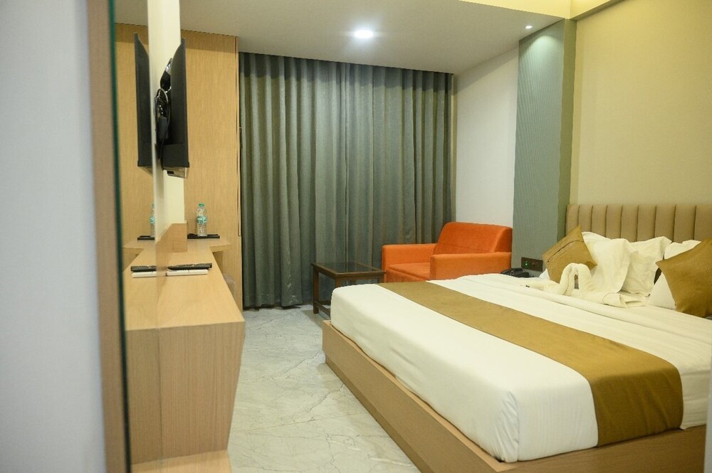 stayguru hotel kutch elegance