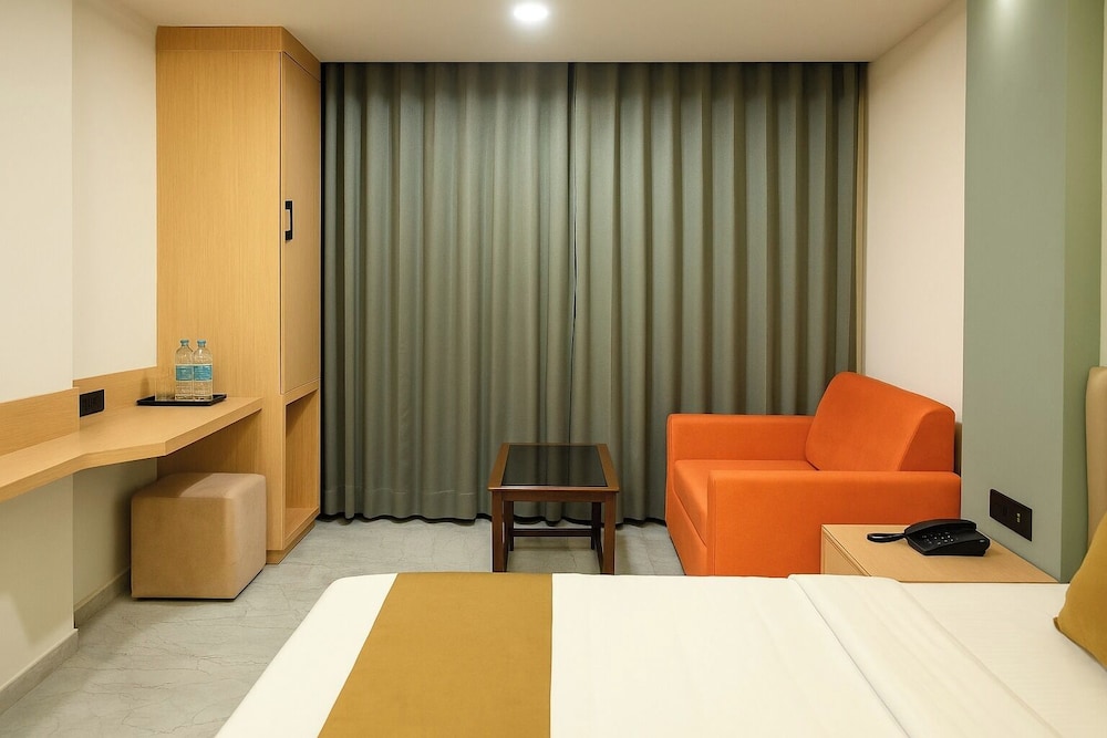 stayguru hotel kutch elegance