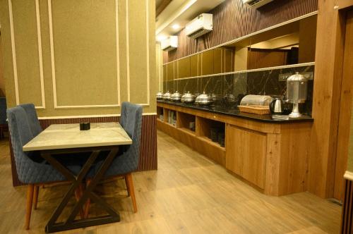 Stayguru Hotel Kutch Elegance,,3 star