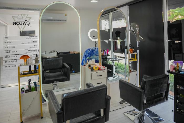 r2 bed and pool kanchanaburi