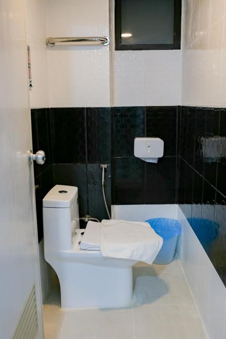 r2 bed and pool kanchanaburi