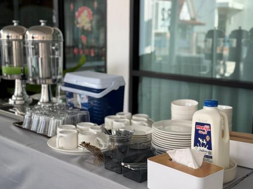 r2 bed and pool kanchanaburi