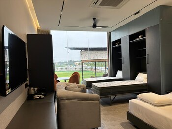 hotel city square