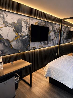 the vine hotel bronx