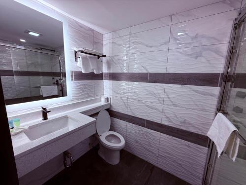 the vine hotel bronx