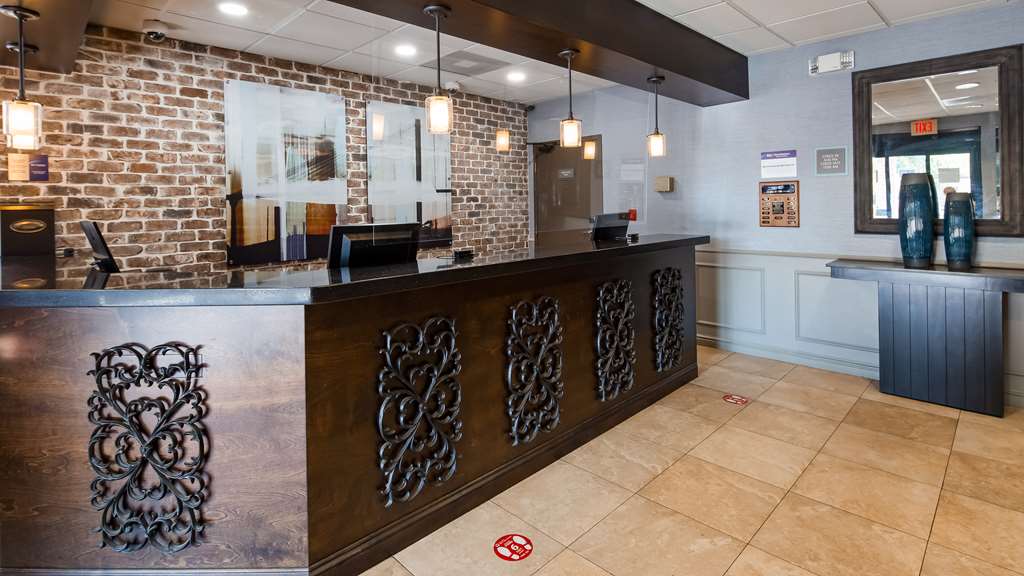 best western savannah historic district