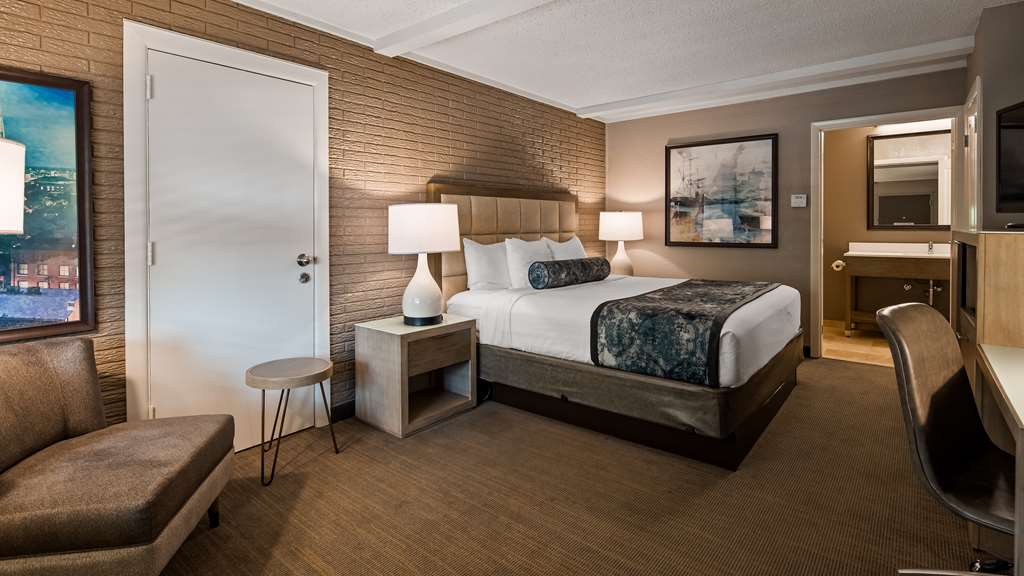 best western savannah historic district