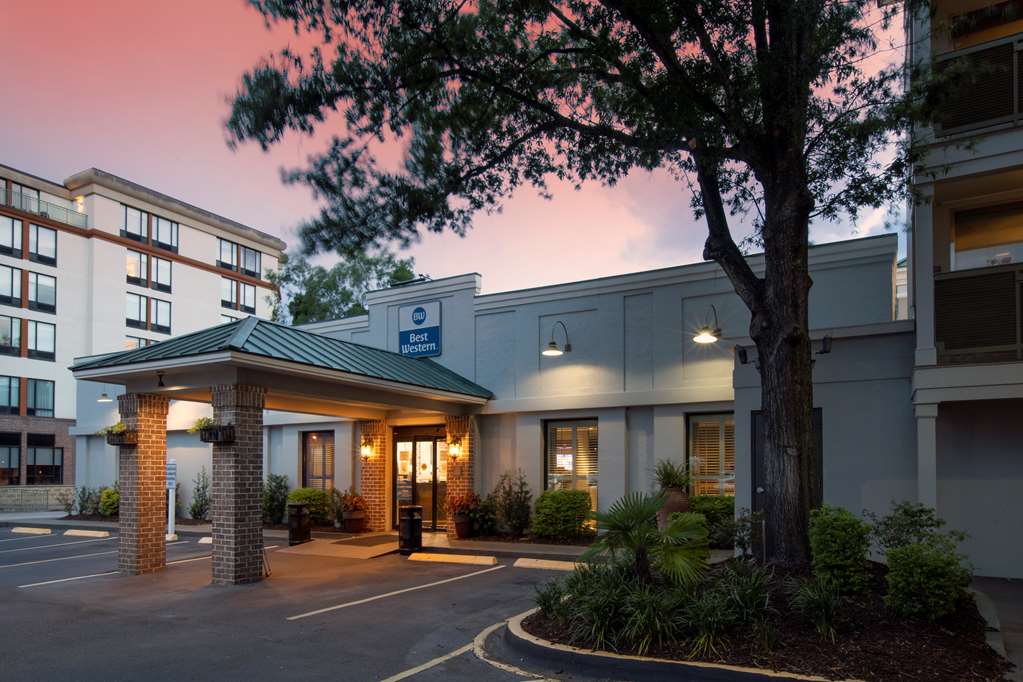 best western savannah historic district