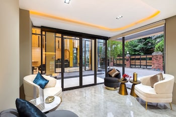 Aquila Hotel Bangkok,,3 star