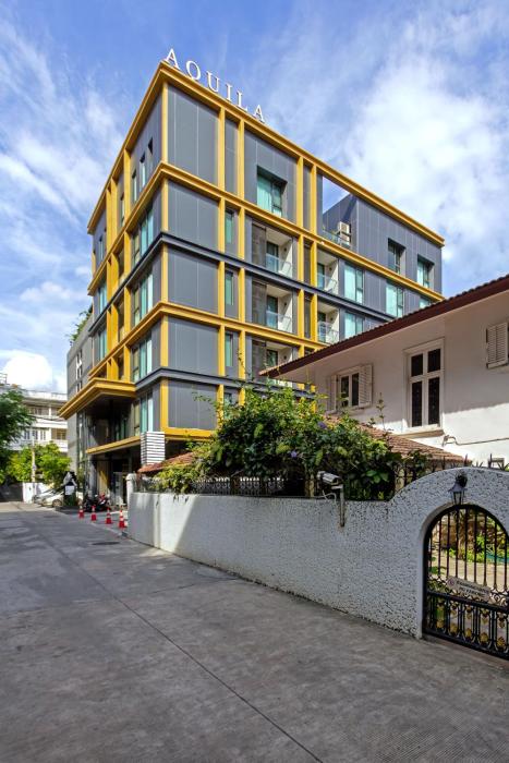 aquila hotel bangkok