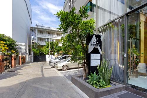aquila hotel bangkok