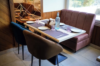 uno premium dalhousie