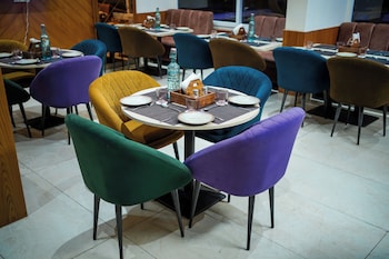 uno premium dalhousie