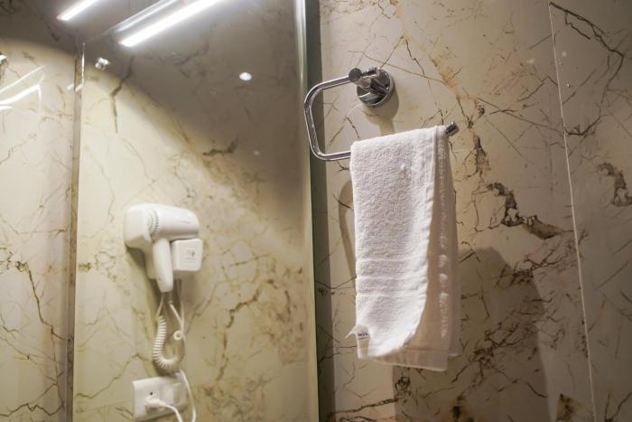 uno premium dalhousie