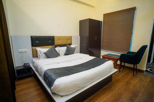 uno premium dalhousie