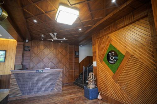 uno premium dalhousie