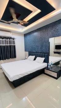 shri nath hotel and lodging