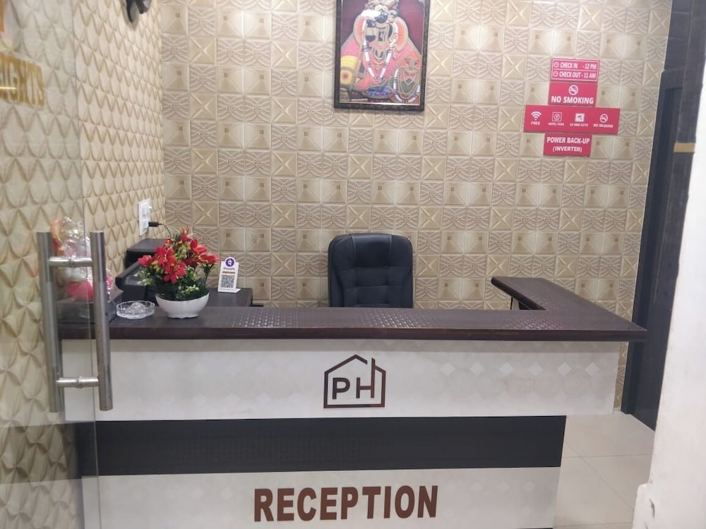 hotel pragati heights