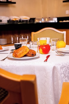 breeze hotel