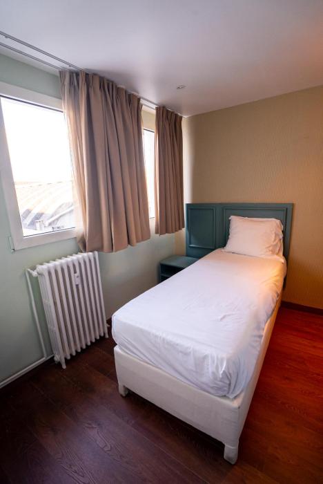 breeze hotel