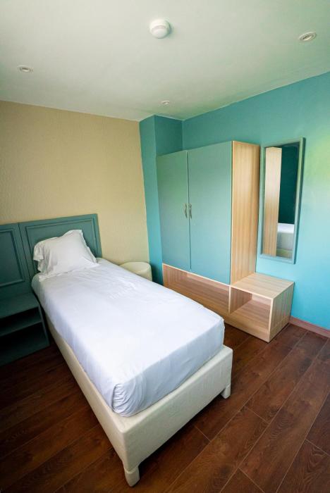 breeze hotel