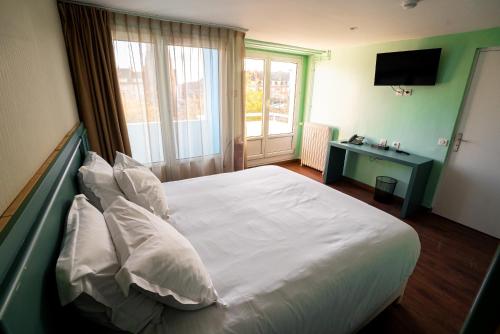 breeze hotel