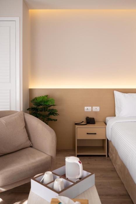 elegance grand city hotel