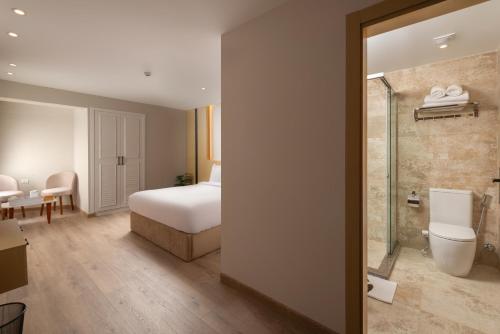 elegance grand city hotel