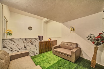 Southgate Villa,,2 star