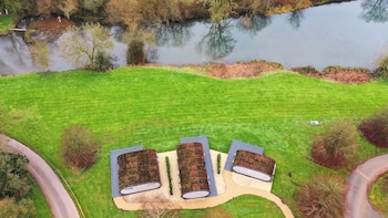 sustainable pod on old chalford farm