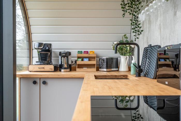 sustainable pod on old chalford farm